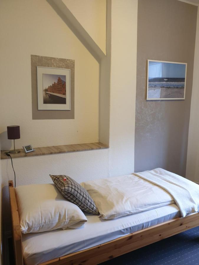 Schweizerhaus 2*